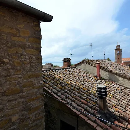Tra Storia E Tradizione Lago Trasimeno *